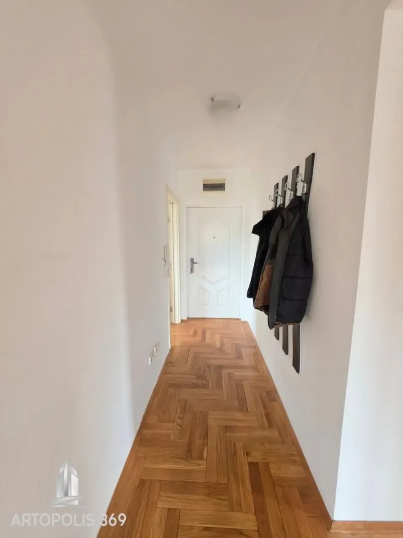 Izdavanje, četvorosoban stan, 80m², Voždovac Sve Podlokacije, Beograd