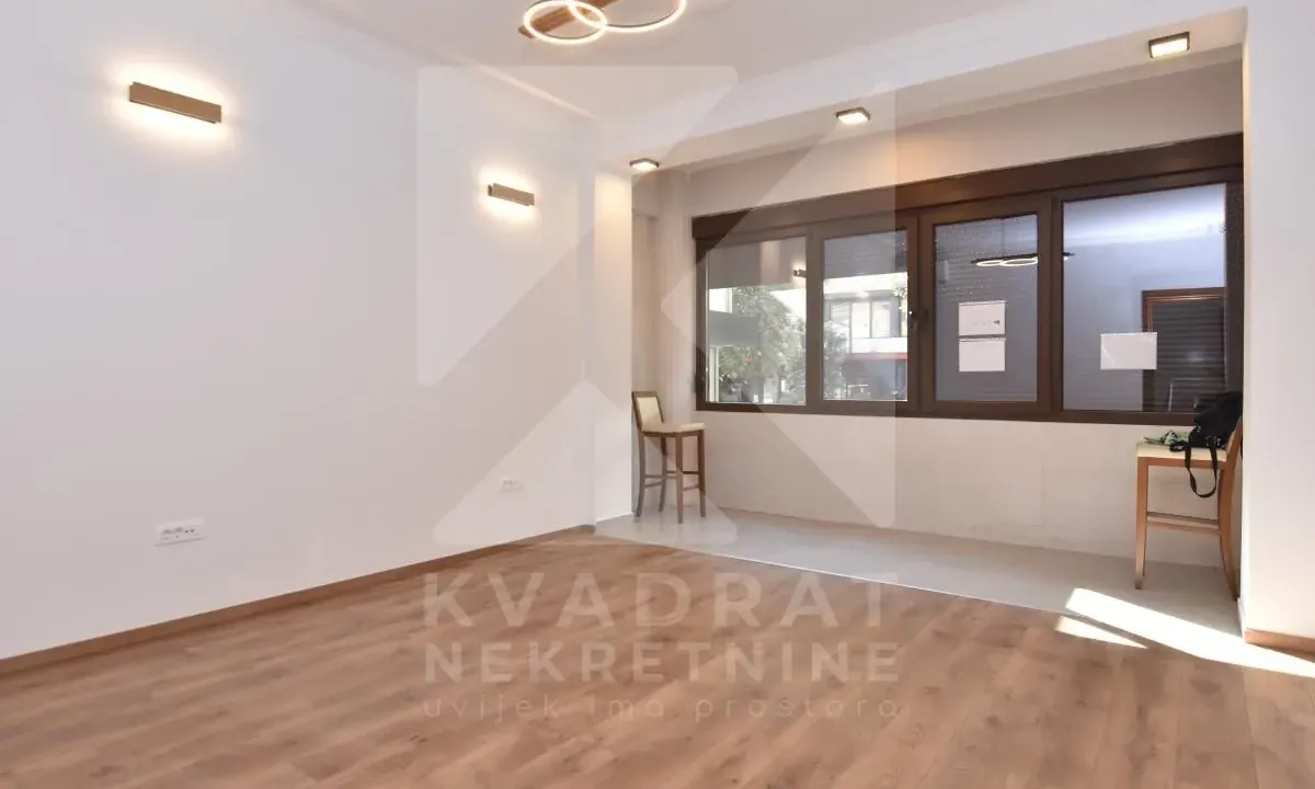 Rent, office space, 70m², Centar, Podgorica