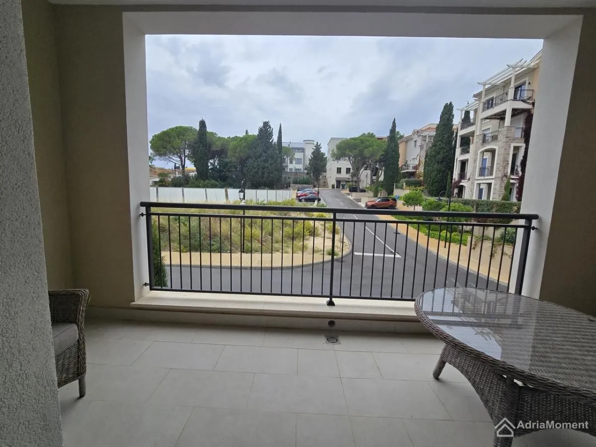 Prodaja, dvosoban stan, 99m², Luštica Bay, Tivat