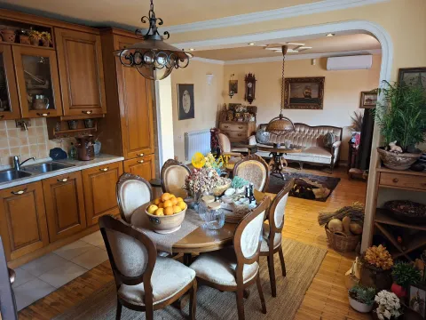 Prodaja, kuća, 265m², Palilula Sve Podlokacije, Beograd - image 9