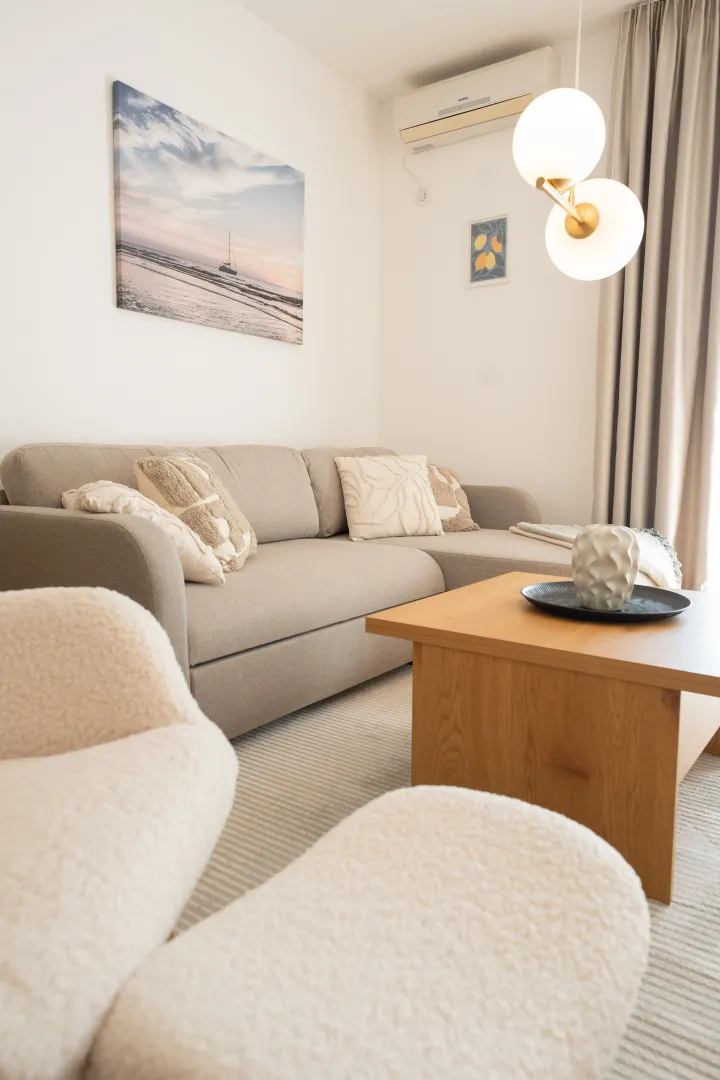 Prodaja, dvosoban stan, 68m², Pržno, Budva