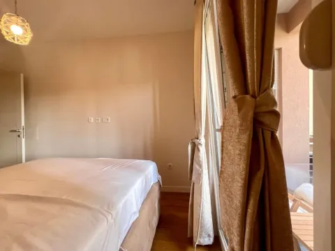 Sale, one bedroom apartment, 53m², Central Point, Podgorica - image 11