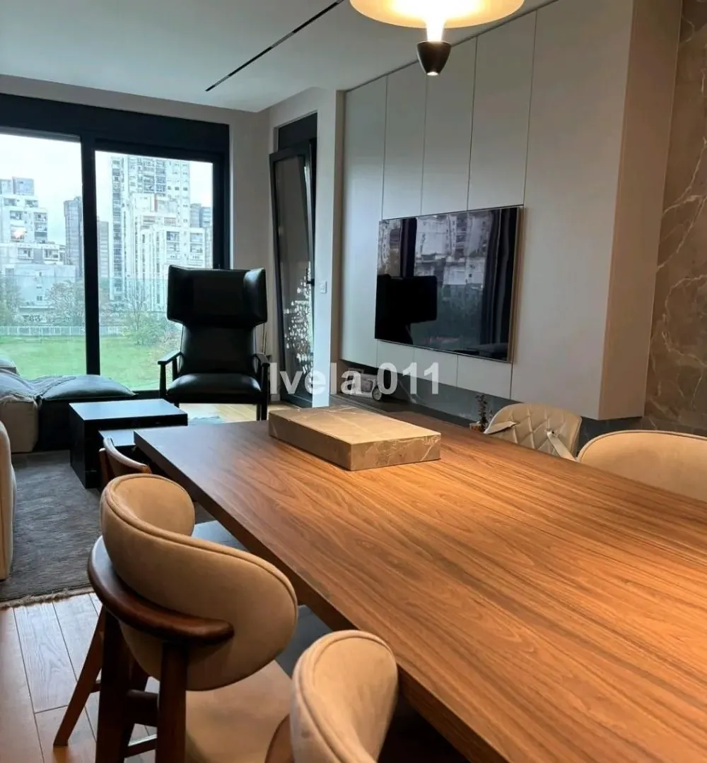 Prodaja, četvorosoban stan, 100m², Novi Beograd Blok 63, Novi Beograd Sve Podlokacije