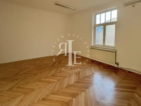 Izdavanje, stan, 147m², Stari Grad, Beograd - image 10