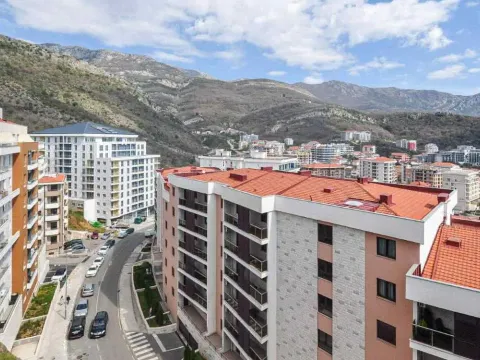 Sale, two bedroom apartment, 88m², Bečići, Budva - image 31