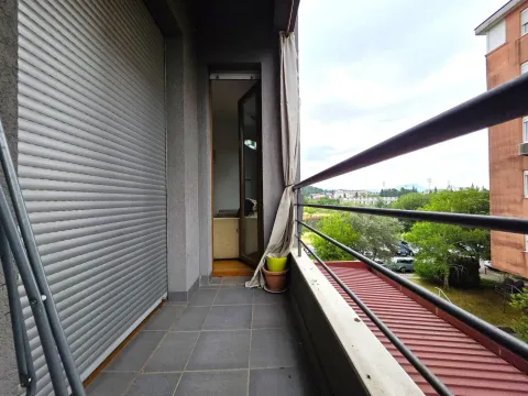 Rent, apartment, 57m², Momišići, Podgorica - image 12