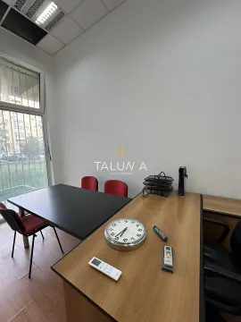 Rent, office space, 28m², Stari Aerodrom, Podgorica - image 4