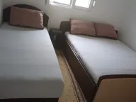 Izdavanje, dvosoban stan, 90m², Kakaricka Gora, Podgorica - image 5