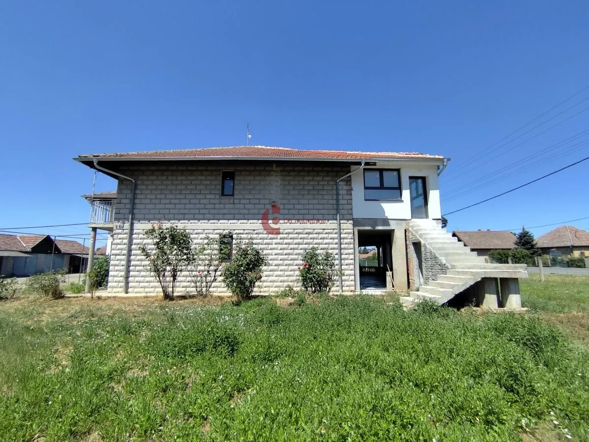 Sale, house, 538m², Peščara, Subotica