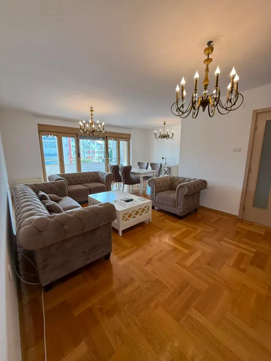 Rent, three bedroom apartment, 150m², Preko Morače, Podgorica