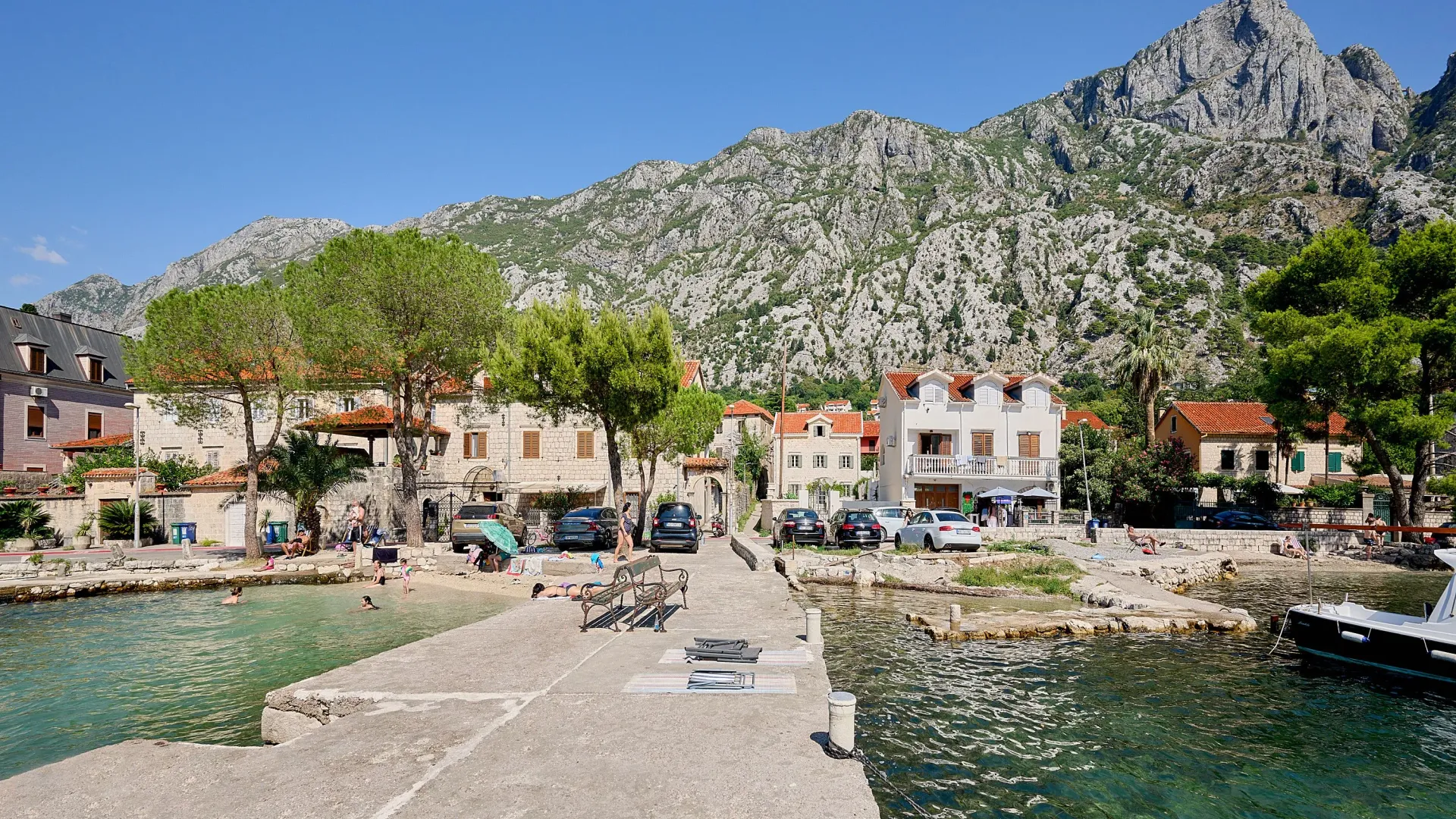 Izdavanje, kuća, 200m², Dobrota, Kotor