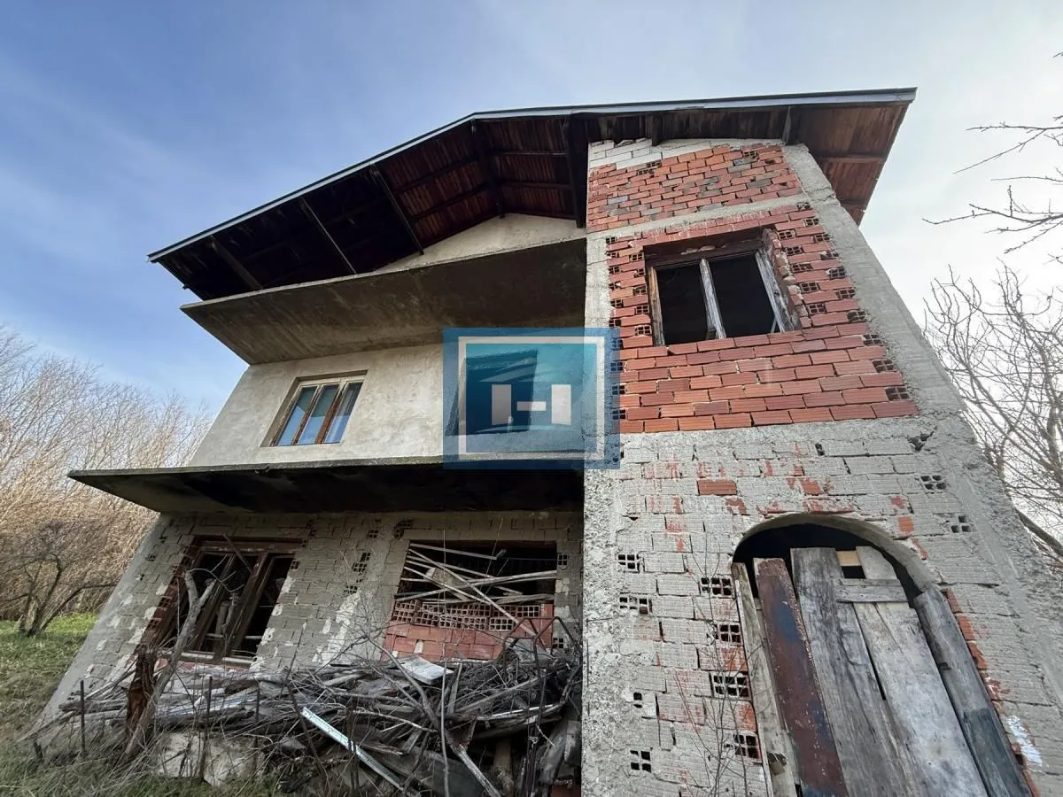 Prodaja, kuća, 230m², Đurđevo brdo, Jagodina