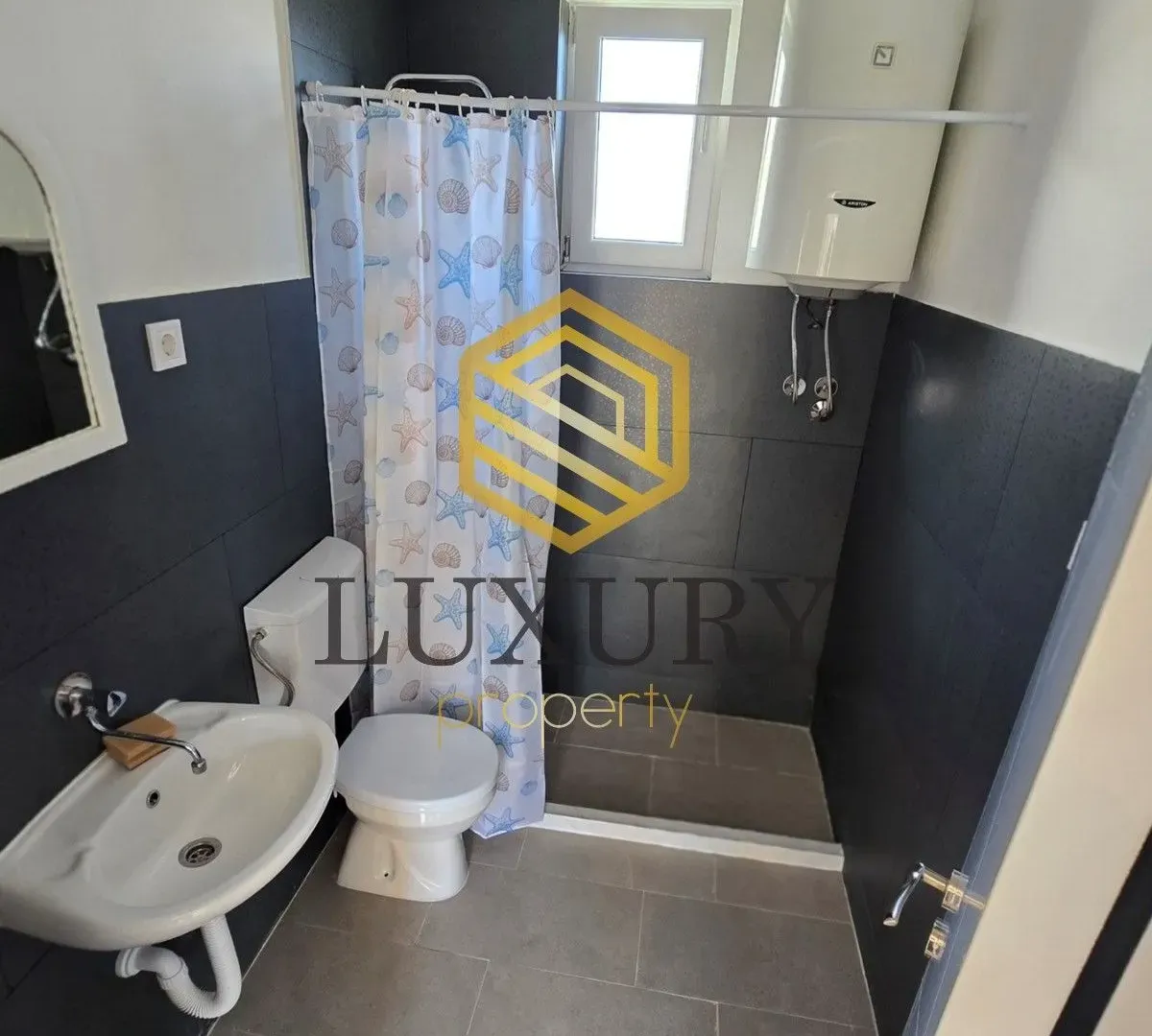 Rent, house, 75m², Gornja Gorica, Podgorica