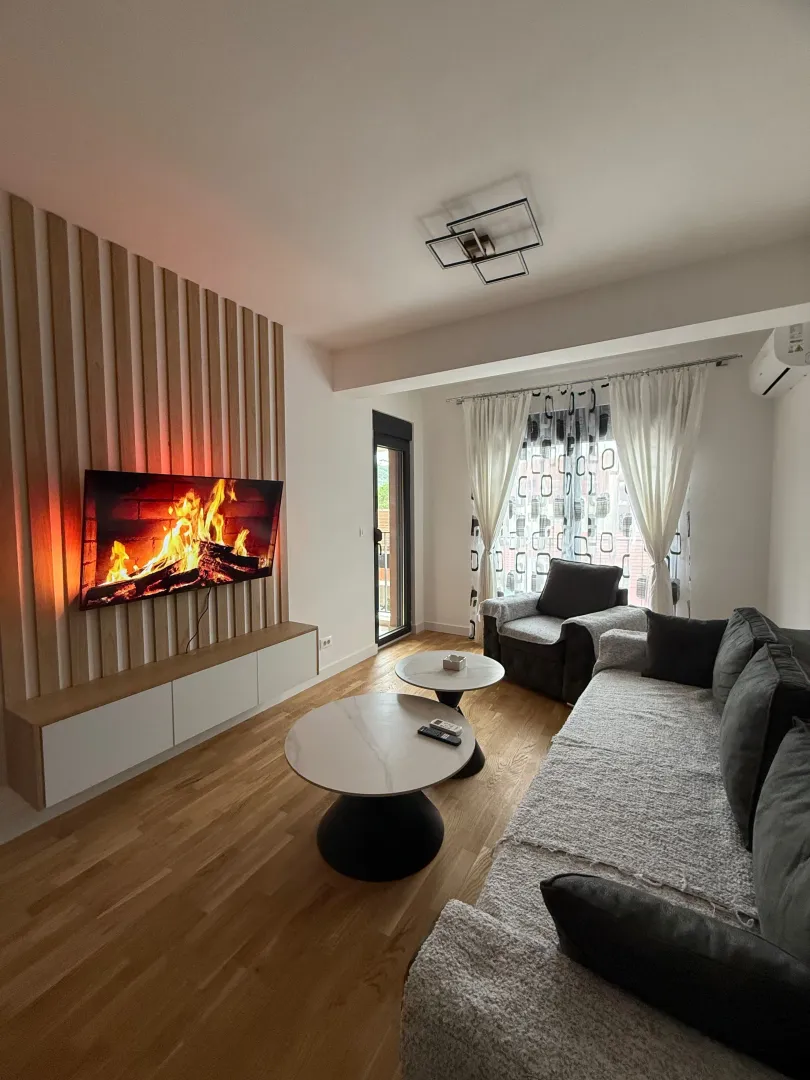 Rent, one bedroom apartment, 48m², Centar, Cetinje