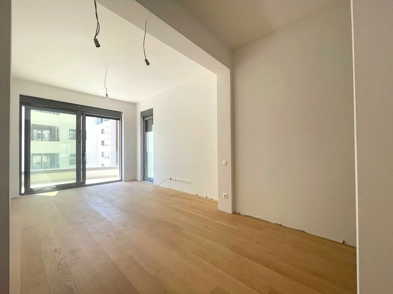 Prodaja, dvosoban stan, 69m², Bečići, Budva