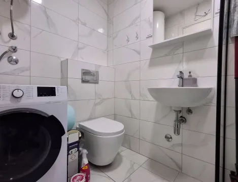 Rent, one bedroom apartment, 47m², Stari Aerodrom, Podgorica - image 10