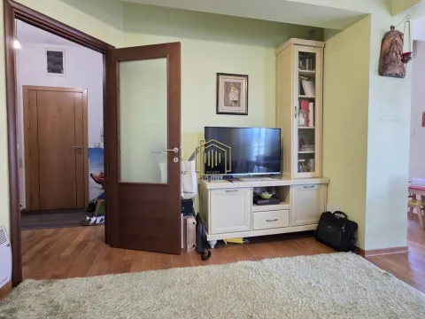 Prodaja, dvosoban stan, 81m², Podgorica, Crna Gora - image 9