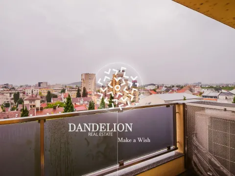 Izdavanje, četvorosoban stan, 130m², Centar, Podgorica - image 27