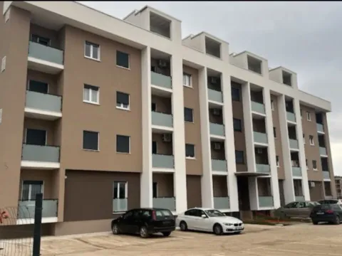 Prodaja, jednosoban stan, 34m², Podgorica, Crna Gora - image 2