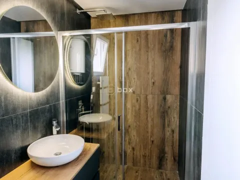 Izdavanje, trosoban stan, 168m², Pantelej, Niš - image 13