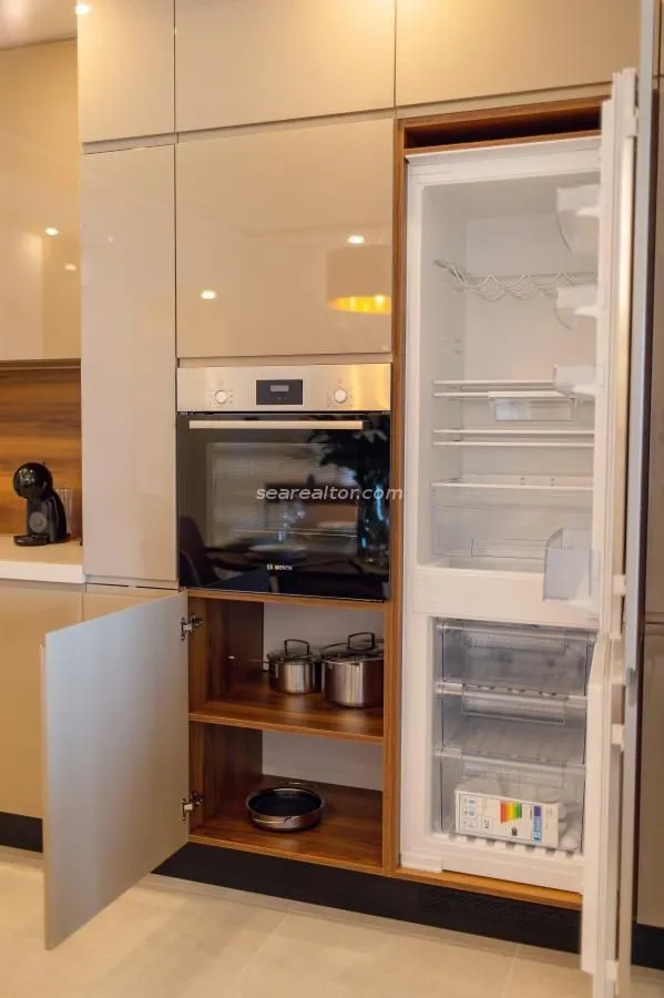 Sale, three bedroom apartment, 137m², Bečići, Budva