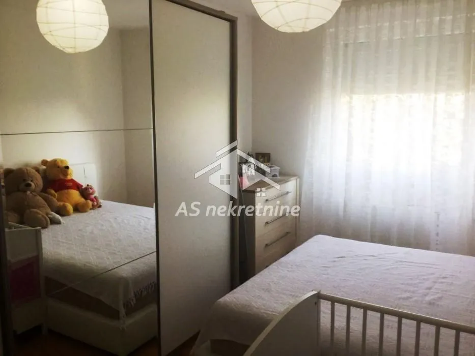 Rent, three bedroom apartment, 72m², Savski Venac, Beograd