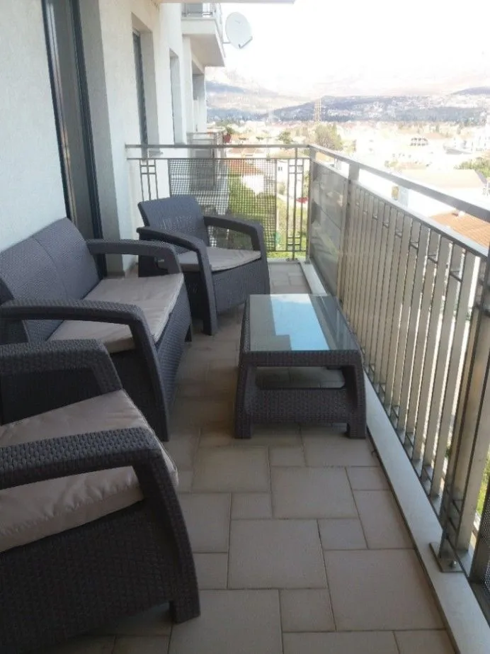 Rent, two bedroom apartment, 76m², Gorica C, Podgorica