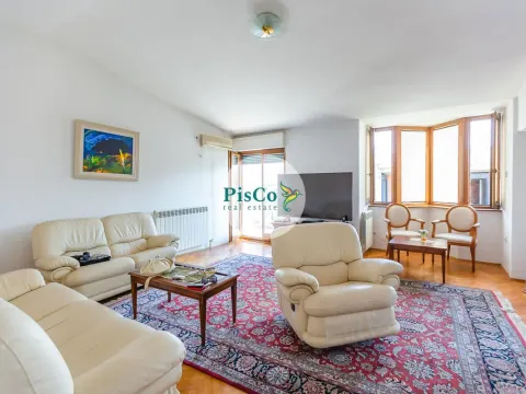 Izdavanje, trosoban stan, 122m², Gorica C, Podgorica - image 1