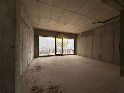 Rent, office space, 175m², City Kej, Podgorica - image 9