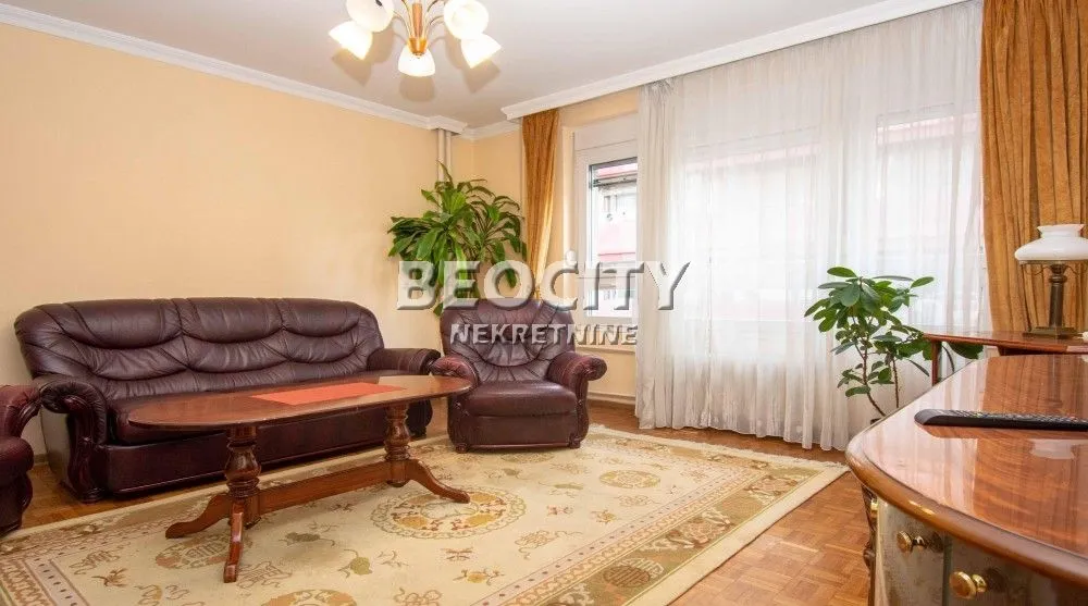 Izdavanje, četvorosoban stan, 81m², Dorćol Sve Podlokacije, Beograd