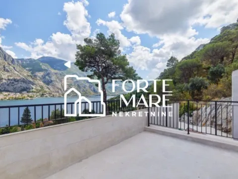 Prodaja, kuća, 479m², Prčanj, Kotor - image 4