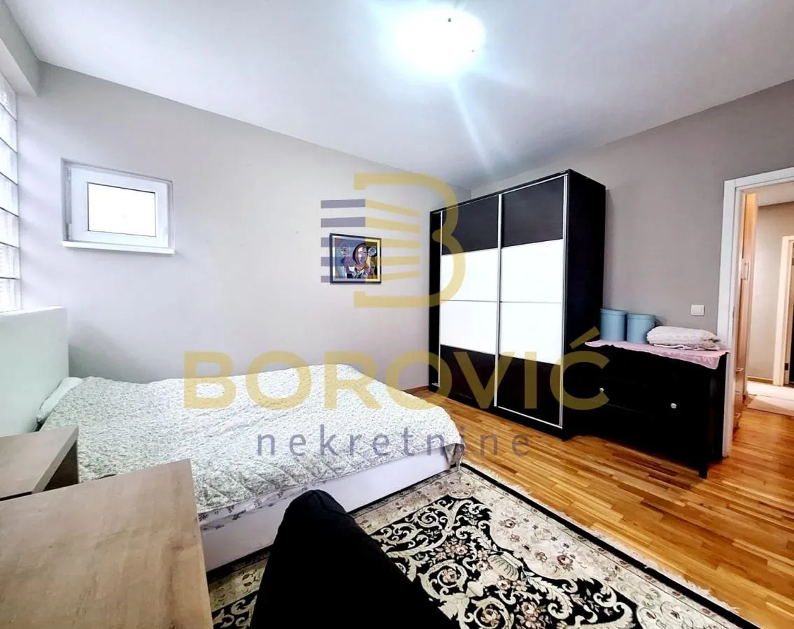 Prodaja, trosoban stan, 54m², Šumice, Beograd