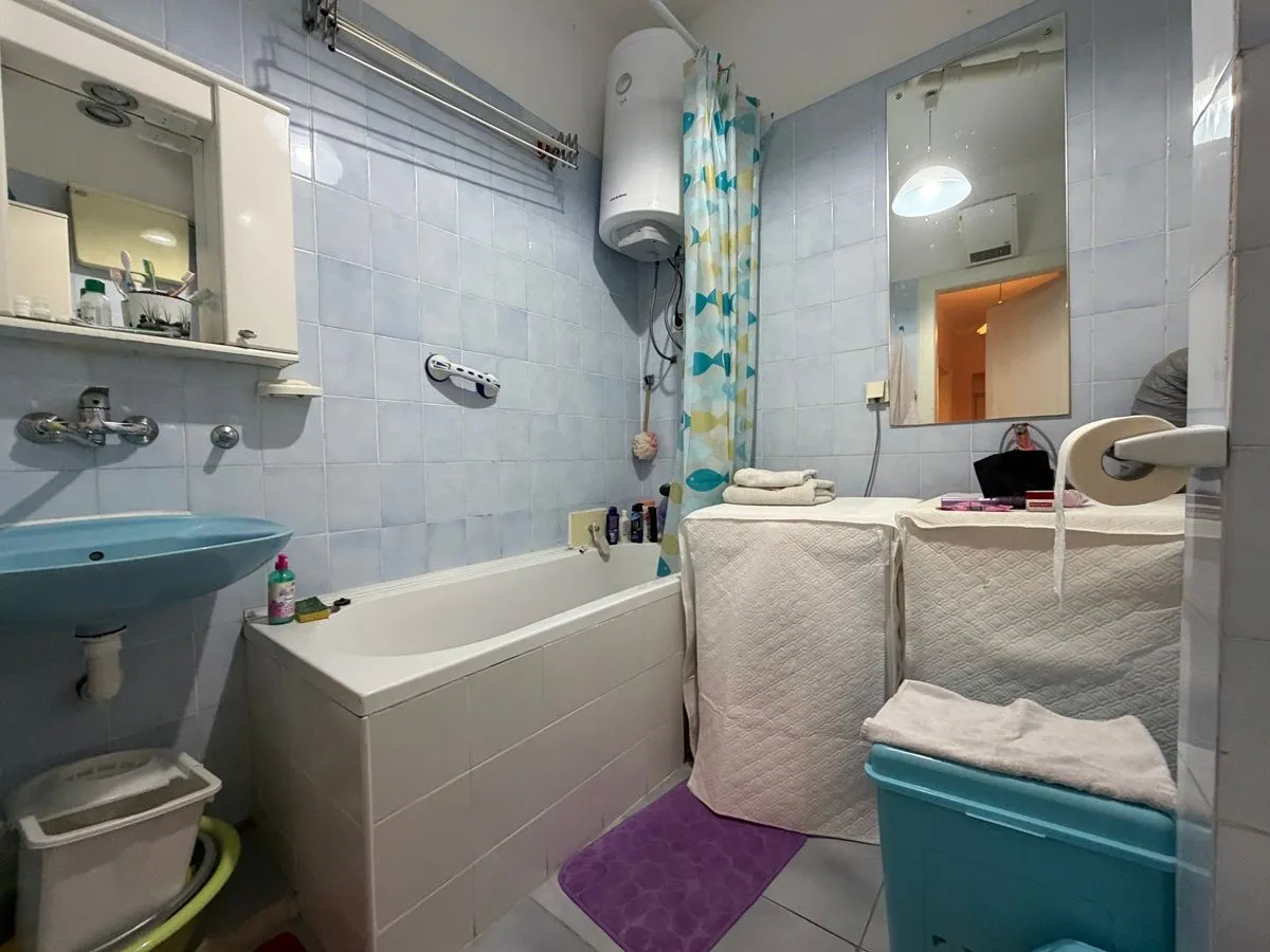 Prodaja, dvosoban stan, 49m², Skadarlija, Beograd