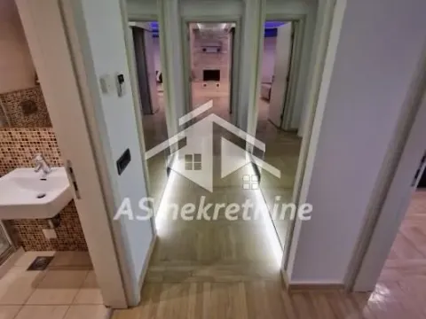 Izdavanje, stan, 148m², Savski Venac, Beograd - image 21