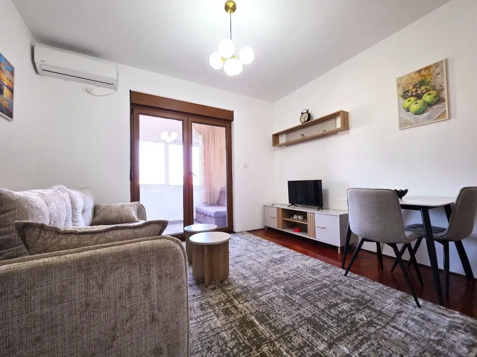 Rent, studio apartment, 28m², City Kvart, Podgorica