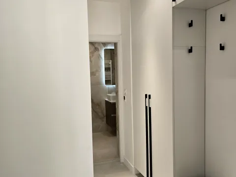 Prodaja, dvosoban stan, 70m², Tivat, Crna Gora - image 12