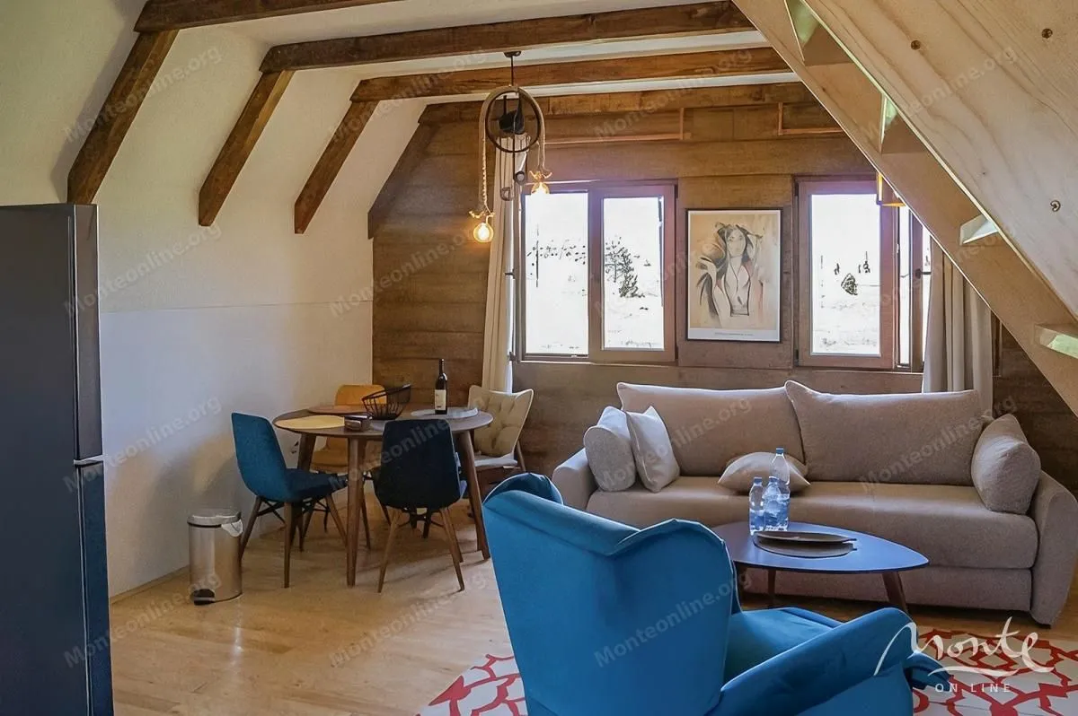 Sale, office space, 219m², Borje, Žabljak