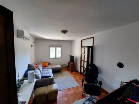 Sale, house, 100m², Stanjevića Rupa, Podgorica - image 3