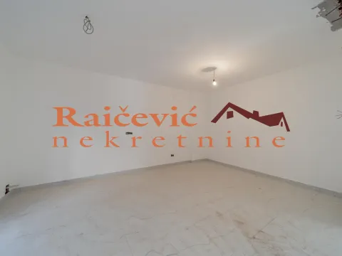 Prodaja, trosoban stan, 95m², Grocka, Beograd - image 2