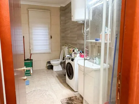 Izdavanje, trosoban stan, 110m², City Kvart, Podgorica - image 7