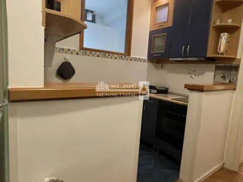 Izdavanje, jednosoban stan, 39m², Savski Venac, Beograd - image 8