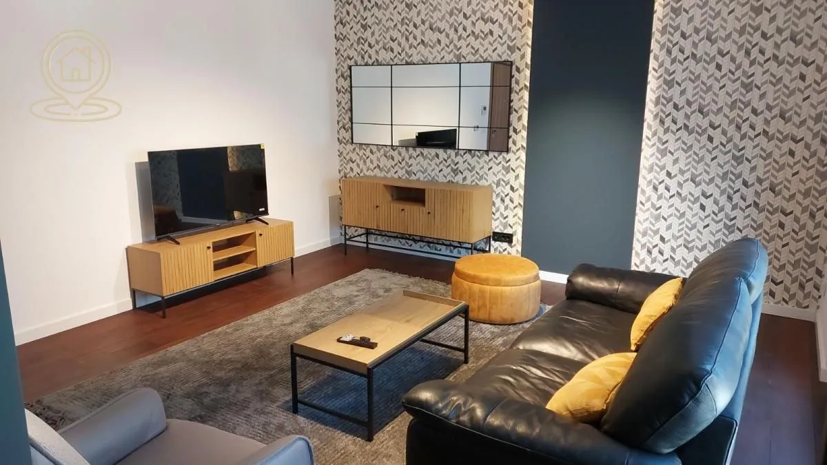 Izdavanje, dvosoban stan, 64m², Crveni Krst, Beograd