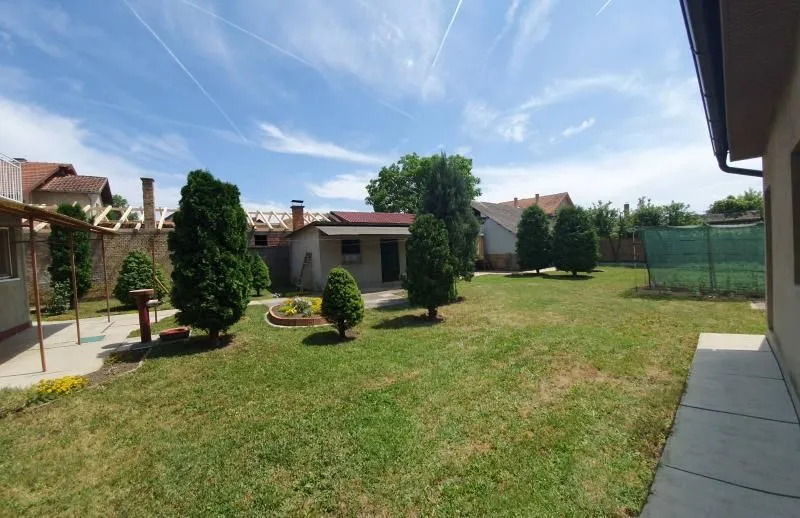Sale, house, 230m², Temerin, Novi Sad