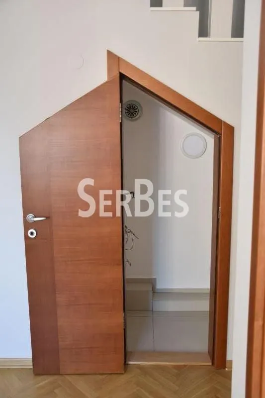 Rent, office space, 162m², Spens, Novi Sad Sve Podlokacije