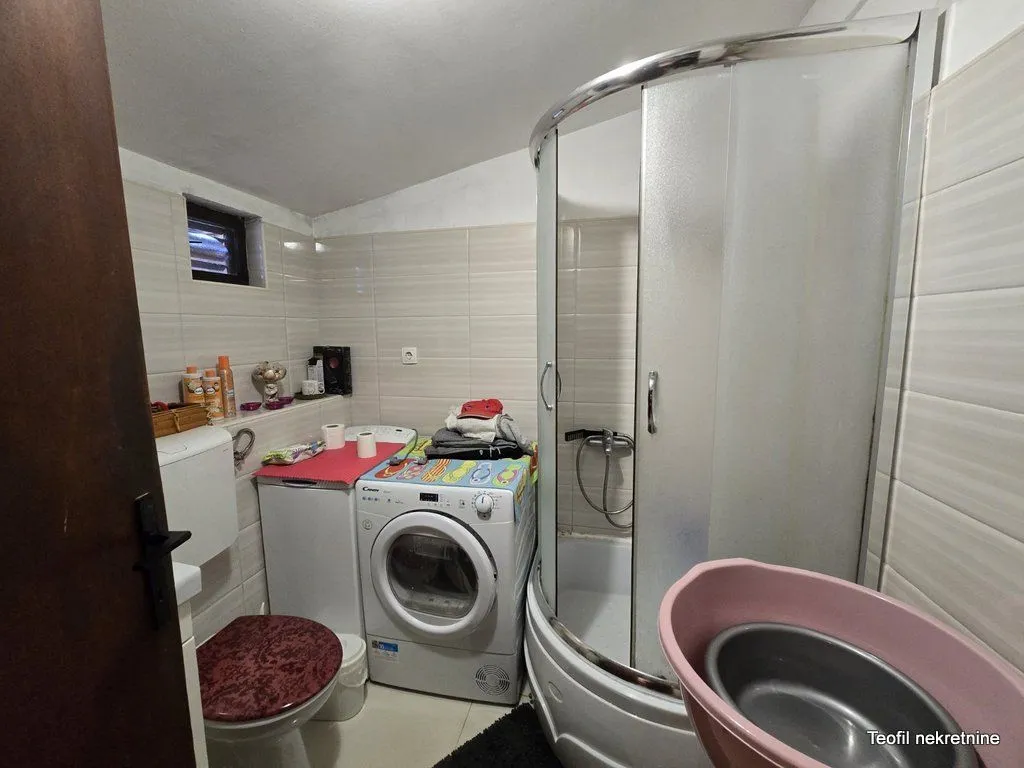 Prodaja, kuća, 101m², Olimp, Zvezdara Sve Podlokacije