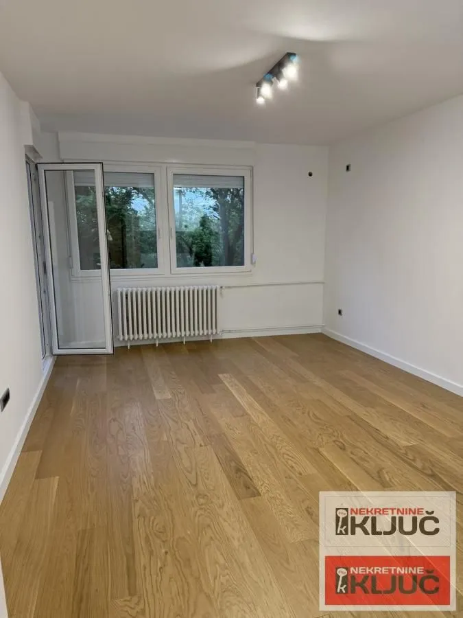 Prodaja, dvosoban stan, 48m², Avijatičarsko naselje, Novi Sad Sve Podlokacije