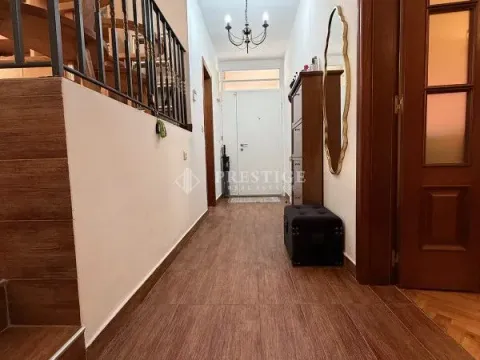 Rent, four bedroom apartment, 130m², Gorica C, Podgorica - image 11