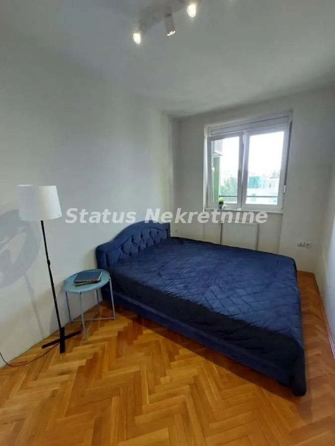 Izdavanje, dvosoban stan, 43m², Grbavica, Novi Sad Sve Podlokacije