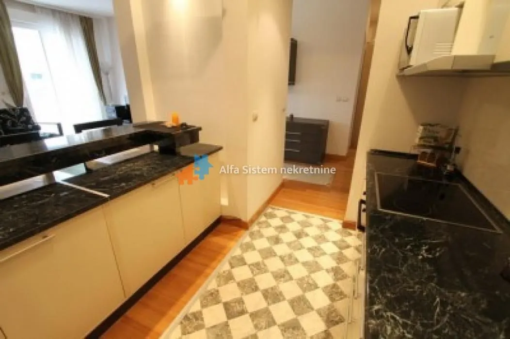 Rent, two bedroom apartment, 70m², Savski Venac, Beograd