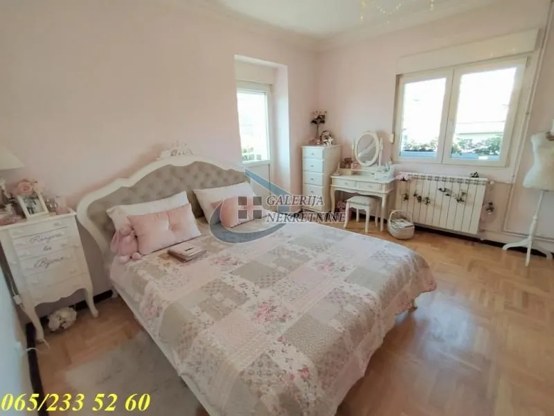 Sale, apartment, 208m², Stari Grad, Beograd